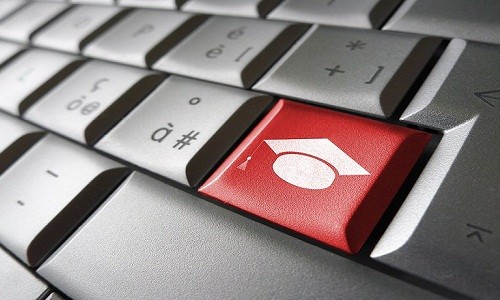 duoc-va-mat-khi-theo-hoc-truc-tuyen